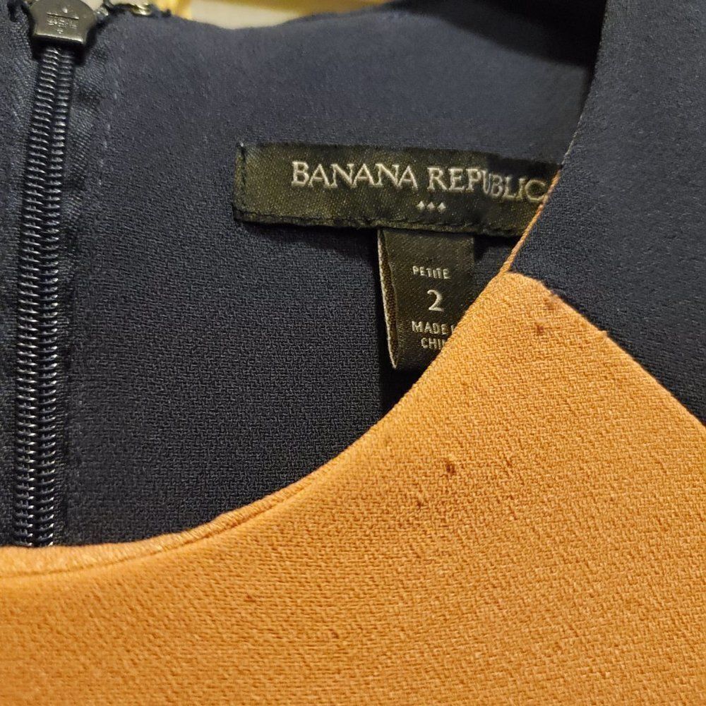 Banana Republic Color Block Pockets Blouse 2P - Picture 8 of 8